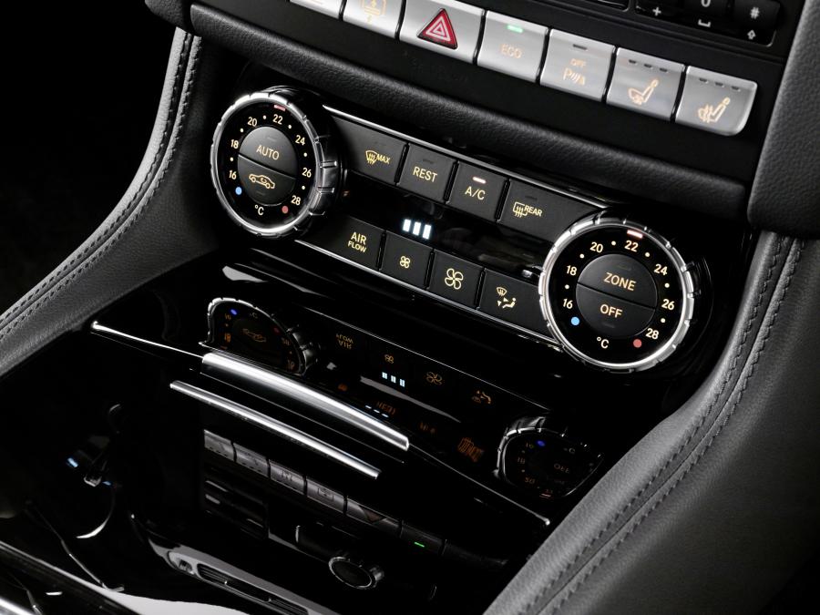  Mercedes-Benz CLS-Class 2010 года  (фото 111 из 143)